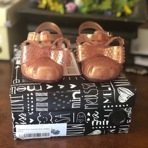 Mini Melissa Aranha Size 6 Toddler